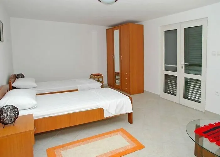 Dom wakacyjny House In Tri Porte With Sea View, Terrace, Air Conditioning, Wifi 39-1 Potirna
