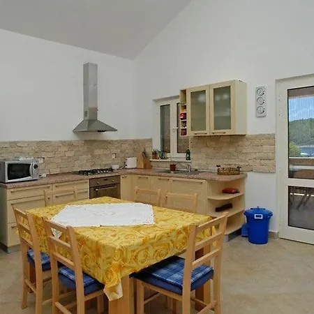 House In Tri Porte With Sea View, Terrace, Air Conditioning, Wifi 39-1 Tatil Evi Potirna