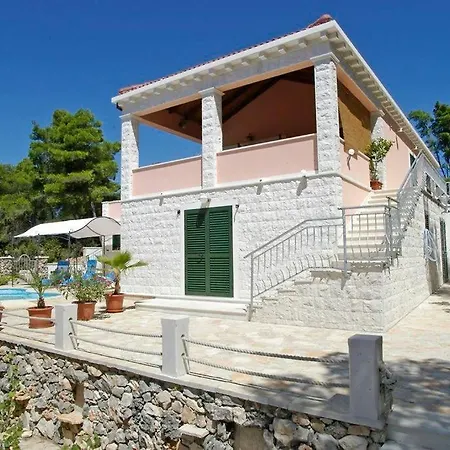 House In Tri Porte With Sea View, Terrace, Air Conditioning, Wifi 39-1 Holiday home Potirna