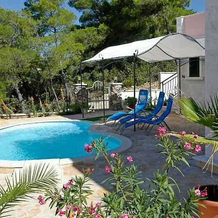 House In Tri Porte With Sea View, Terrace, Air Conditioning, Wifi 39-1 Tatil Evi Potirna