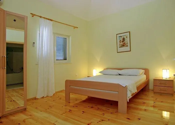 House In Tri Porte With Sea View, Terrace, Air Conditioning, Wifi 39-1 * Potirna