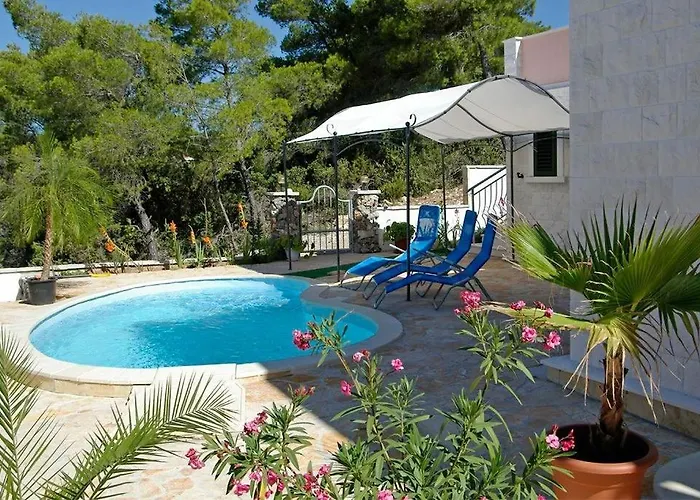 House In Tri Porte With Sea View, Terrace, Air Conditioning, Wifi 39-1 Ferienhaus Potirna